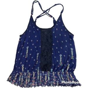 Vintage 1990s Free People tank top with lace accent and floral print, blue L